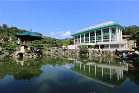월명동